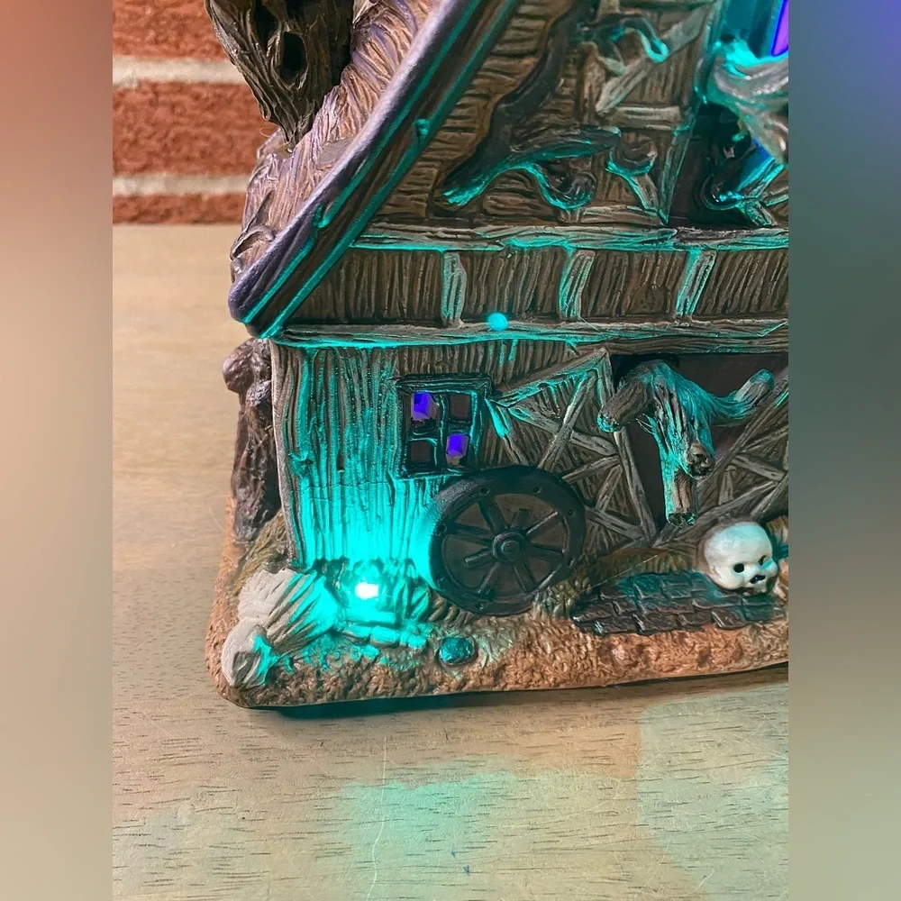 FG Square Halloween Village NATURE'S REVENGE‎ NIB